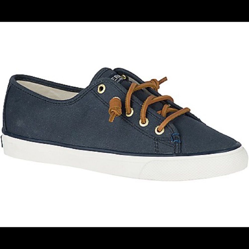 Navy women’s sperry sneakers NEVER WORN